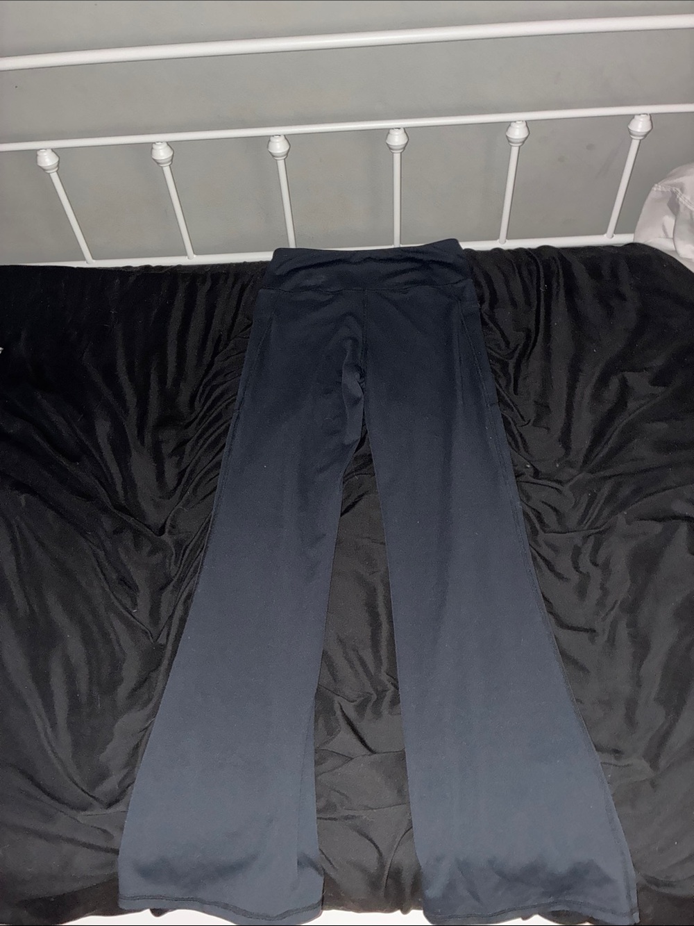 Black Wide-Leg Yoga Pants
